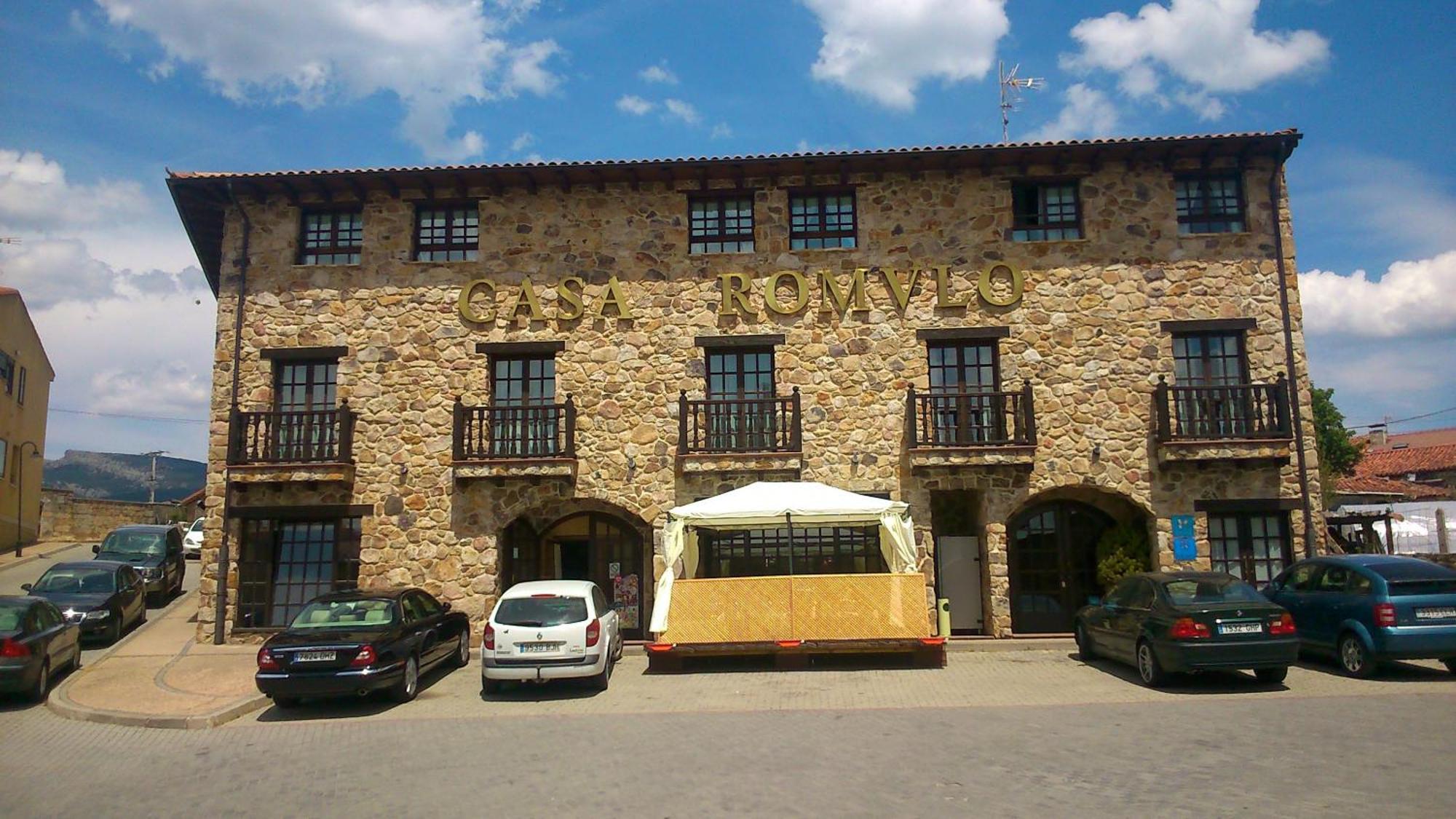 Gasthaus Casa Romulo Duruelo de la Sierra Exterior foto